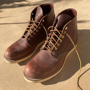 Men's Red Wing Boots (Size 10)